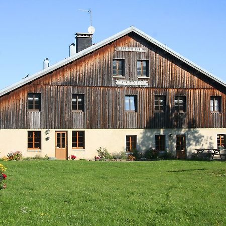 Auberge De La Perdrix Hauterive-la-Fresse Экстерьер фото